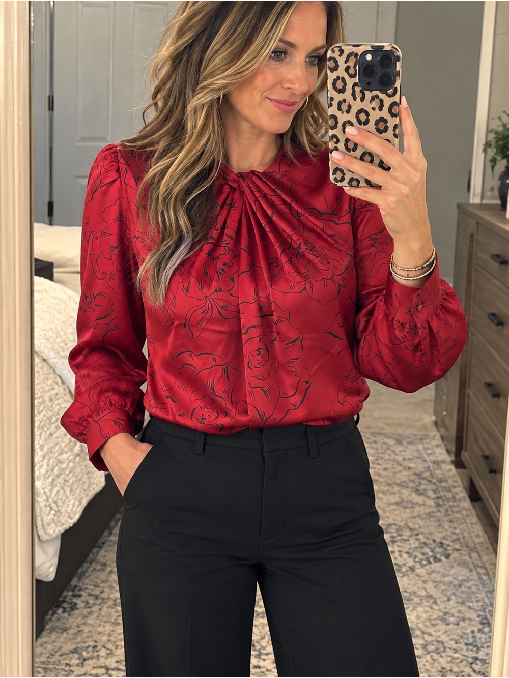 Ann Taylor Factory Petite LP Red Black Floral Satin Blouse Workwear